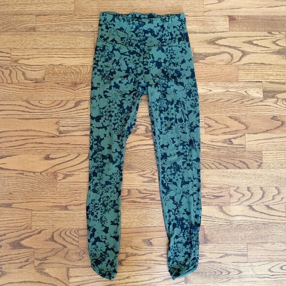 Lululemon Floral Leggings • Women’s 4 - Picture 1 of 7